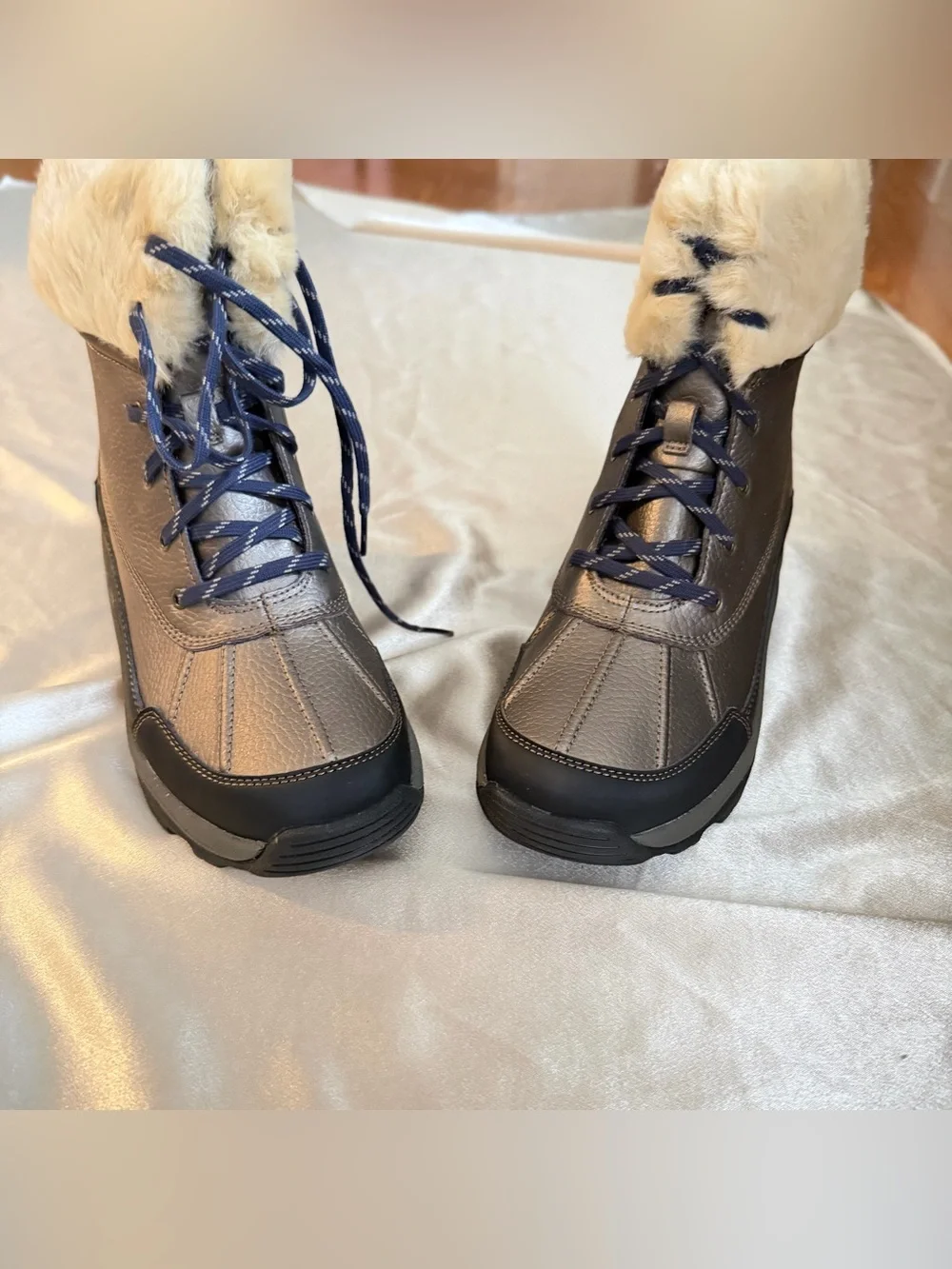 Clarks Mazlyn Arctic Pewter Leather Fur-Lined Winter Boots Size 8.5 New W/box